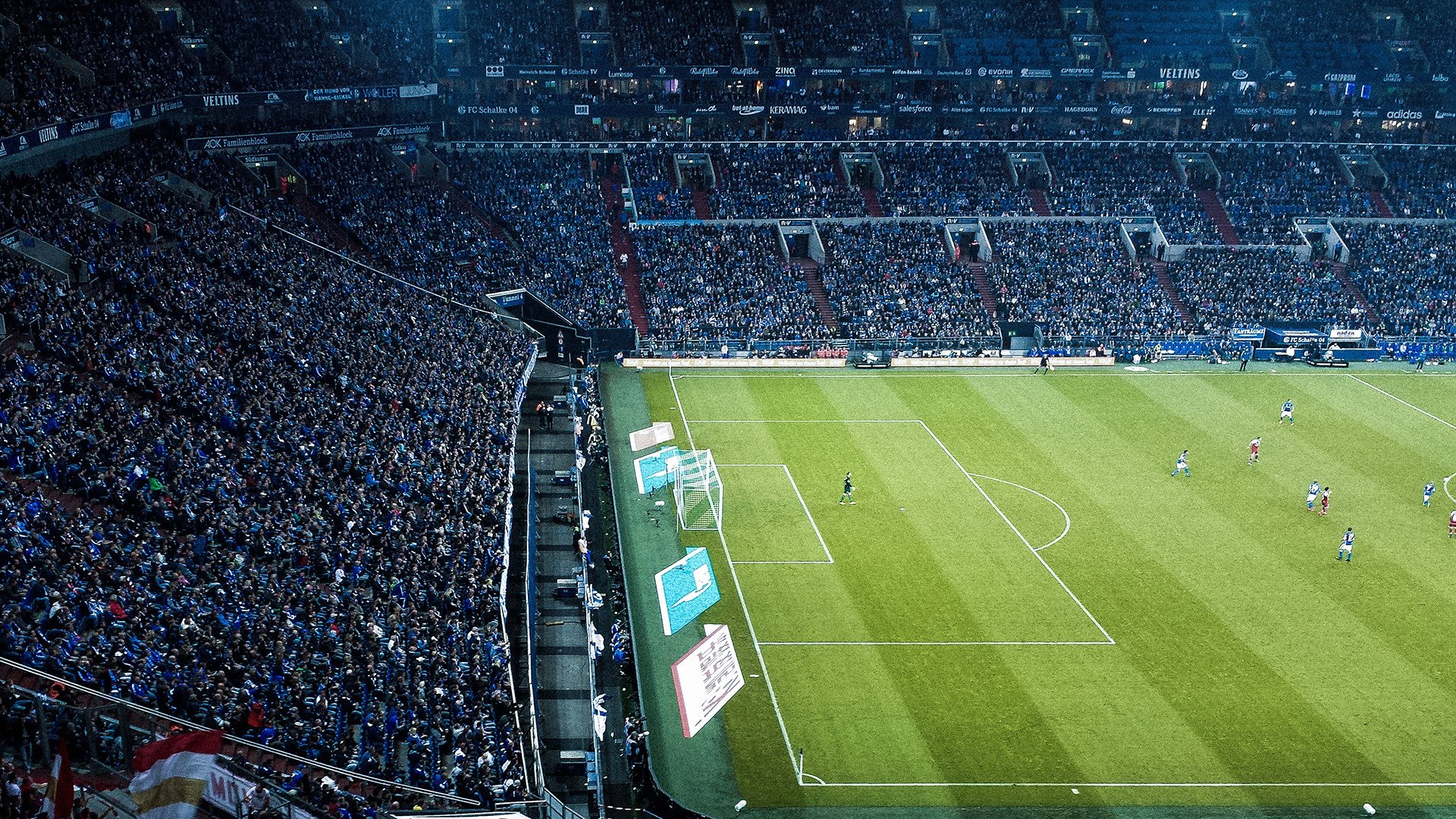 门兴格拉德巴赫保持高节奏掌控主动权,门兴格拉得巴赫